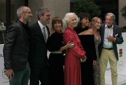 James Horton, Zoe Henry, Louise Jameson, Martelle Edinborough, Michelle Hardwicke and Patrick Mower 