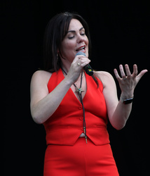 Rachel Tucker 