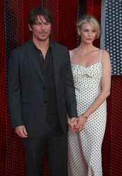 Josh Hartnett and Tamsin Egerton  