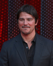 Josh Hartnett  