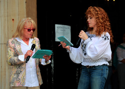 Elaine Paige and Bernadette Peters 