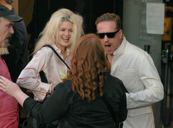 Alison Mosshart and Damian Lewis