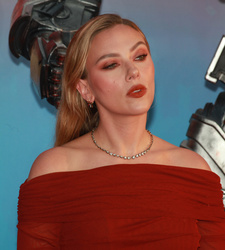 Scarlett Johansson 