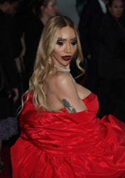 Munroe Bergdorf 