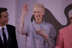  Tilda Swinton  