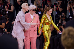  Julianne Moore , Pedro Almodovar and Tilda Swinton  