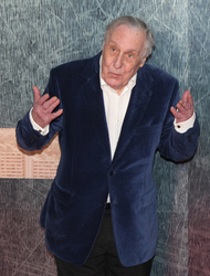 Frederick Forsyth 