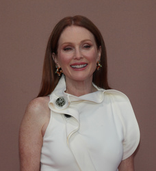 Julianne Moore