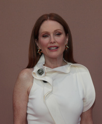 Julianne Moore