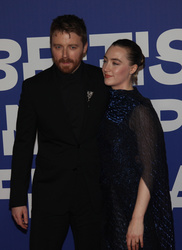 Jack Lowden and Saoirse Ronan