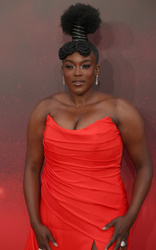 Wunmi Mosaku