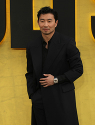  Simu Liu 