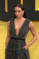  Hannah John-Kamen