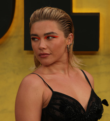 Florence Pugh 