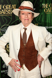  Lorraine Chase 