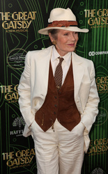  Lorraine Chase 