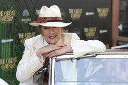 Lorraine Chase 