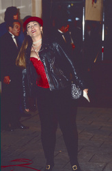  Theresa Russell 