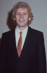 Paul Nicholas