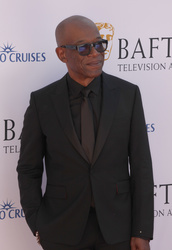  Lennie James