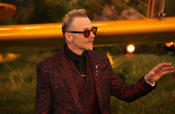  Simon Pegg