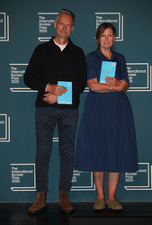 Vincent Delecroix  and   Helen Stevenson 